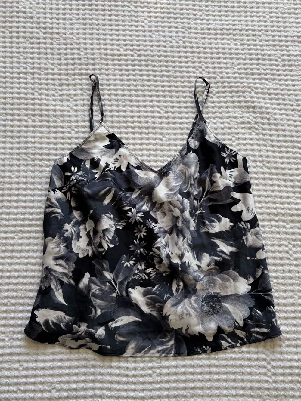 Victoria’s Secret Midnight Floral Cami Tank Top Black White Satin XS